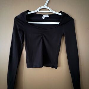 H&M Black Long Sleeve Women's Top